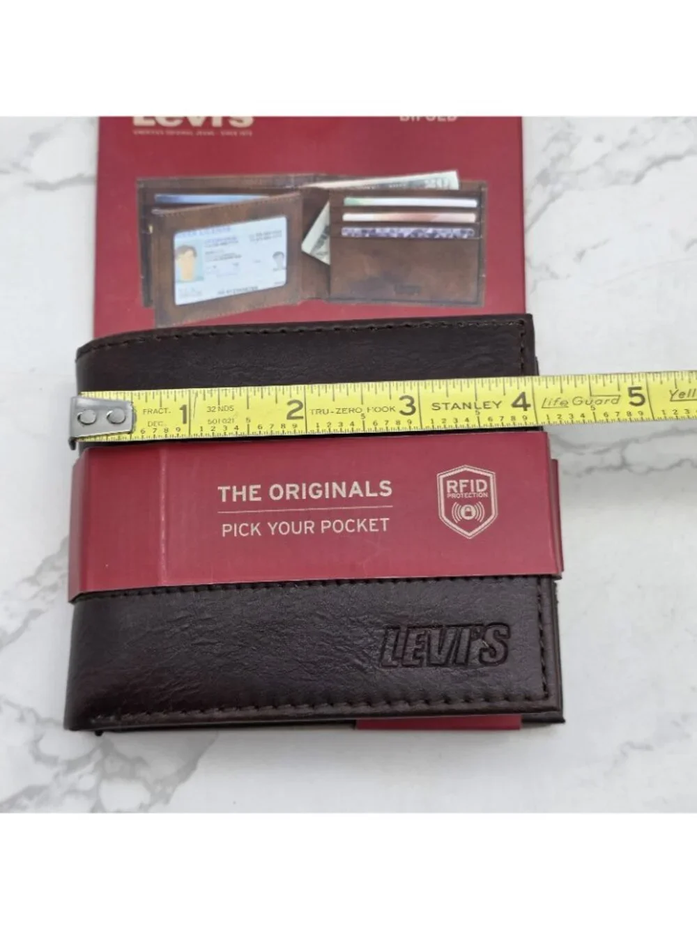 Levi's Men Wallet Brown Leather RFID Protection Extra Capacity Bifold Travel NEW